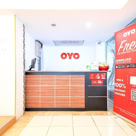 Capital O 411 Grandview Condo 15 Банкок Екстериор снимка