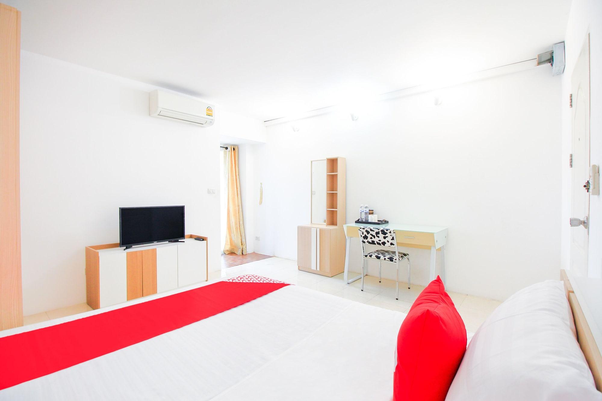 Capital O 411 Grandview Condo 15 Банкок Екстериор снимка