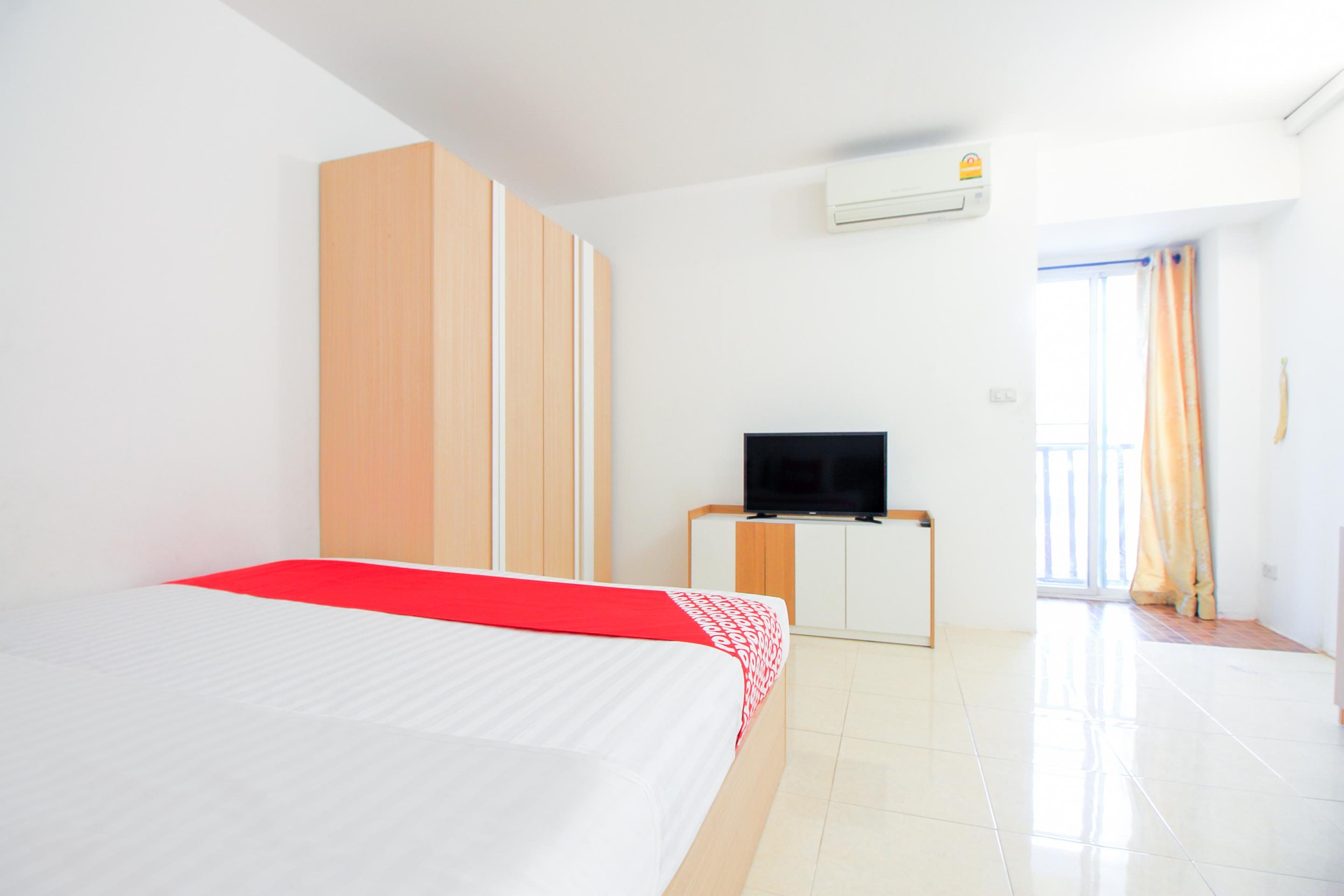 Capital O 411 Grandview Condo 15 Банкок Екстериор снимка