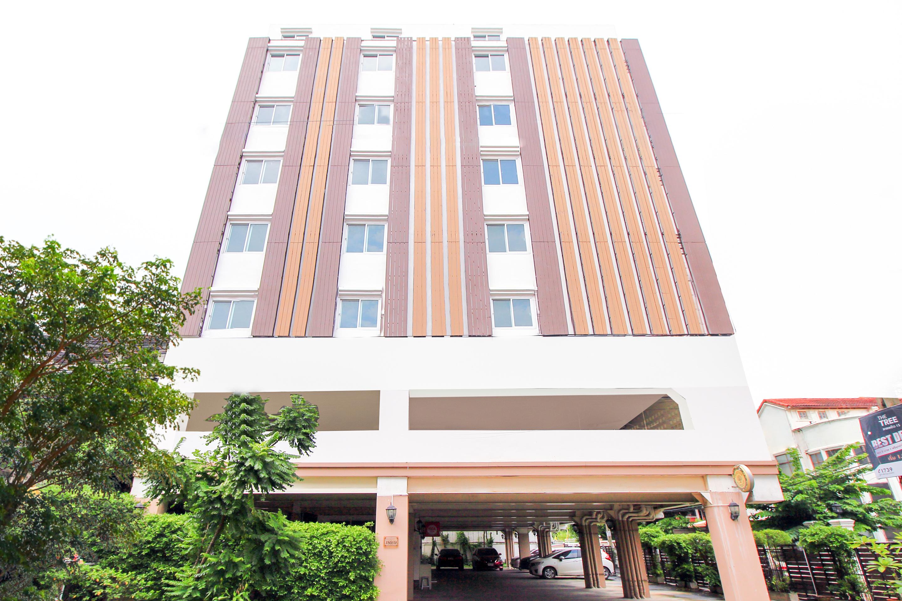 Capital O 411 Grandview Condo 15 Банкок Екстериор снимка
