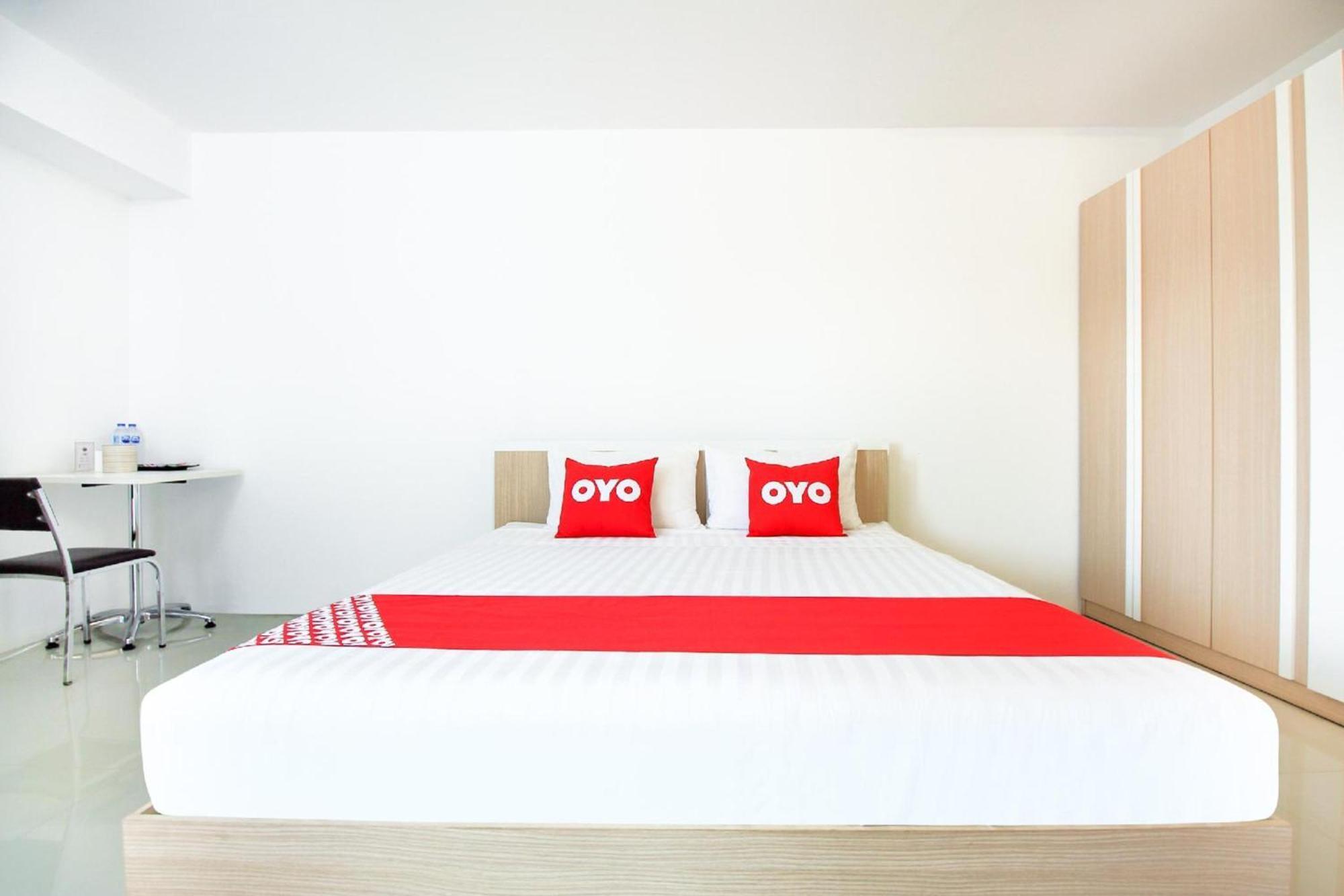 Capital O 411 Grandview Condo 15 Банкок Екстериор снимка